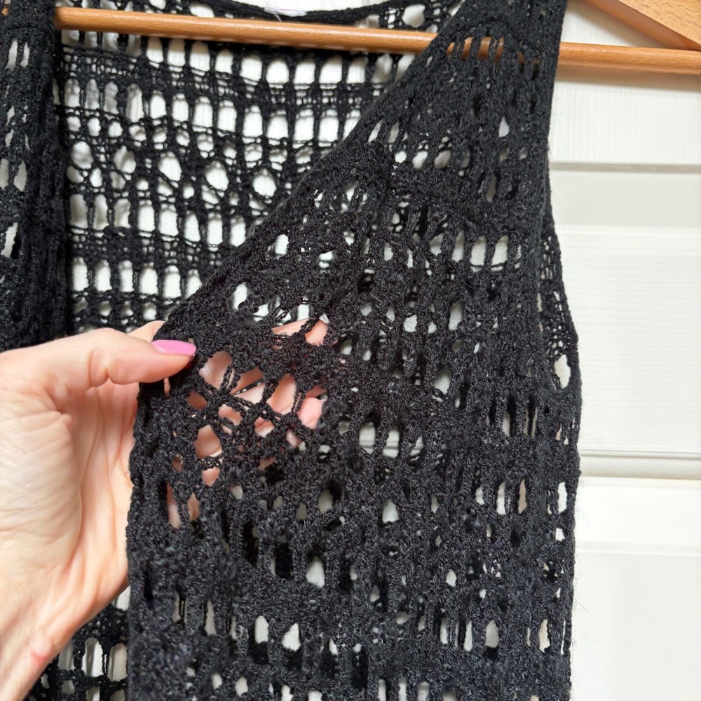 Womens Black Crochet Knit Open Front Fringe Vest Boho Festival Sleeveless Layer - Picture 2 of 9